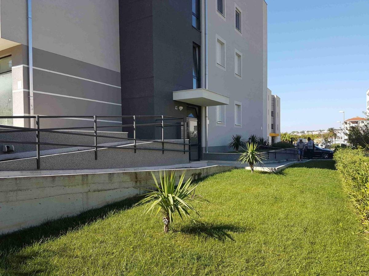 Apartment Rio Podstrana Bagian luar foto