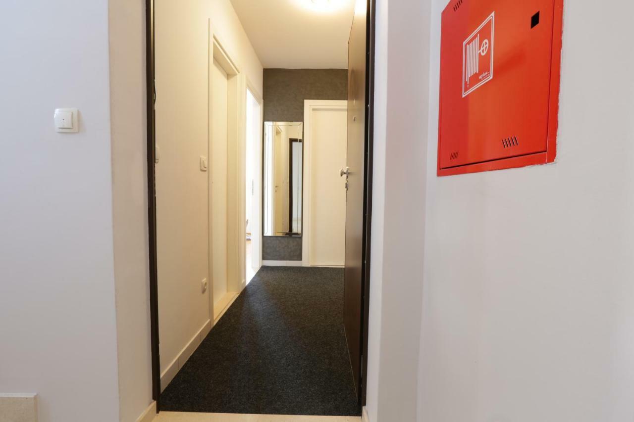 Apartment Rio Podstrana Bagian luar foto