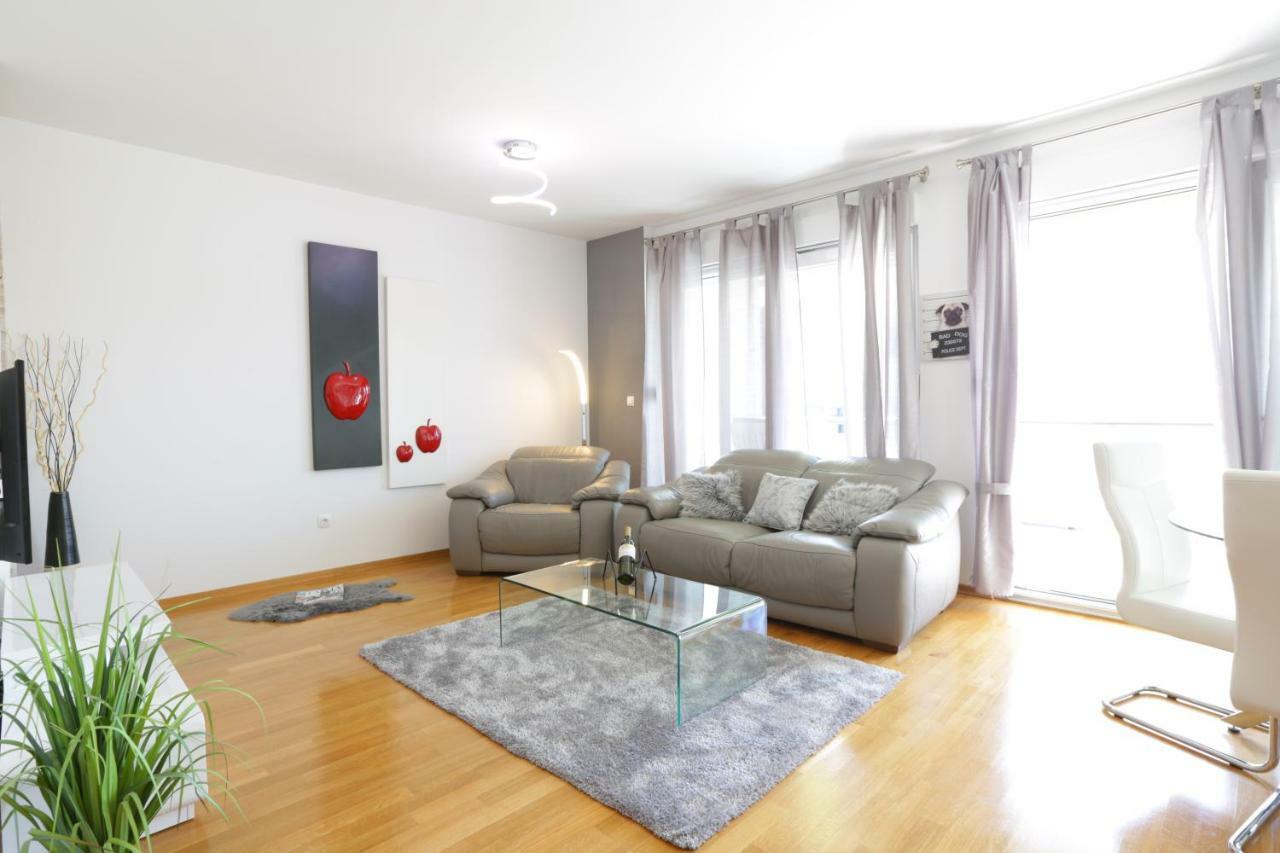 Apartment Rio Podstrana Bagian luar foto